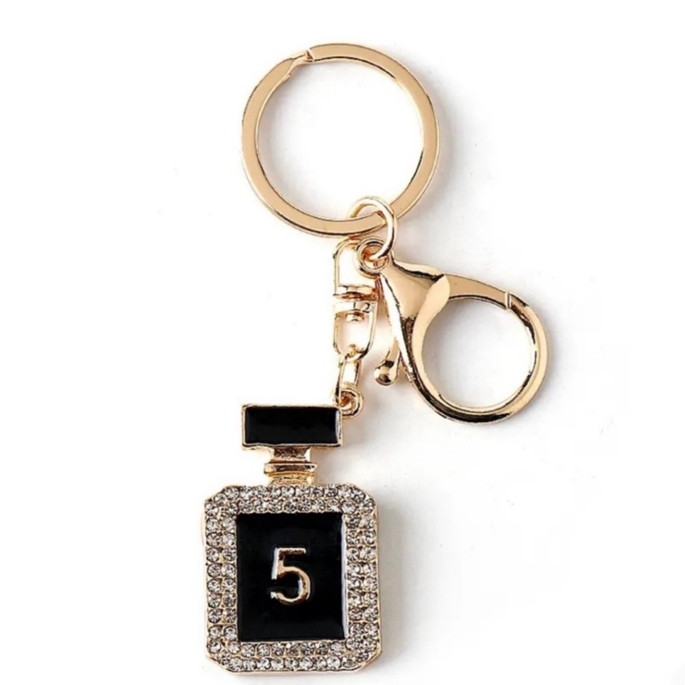 Creative Light Luxury Fashion Rhinestone key chain